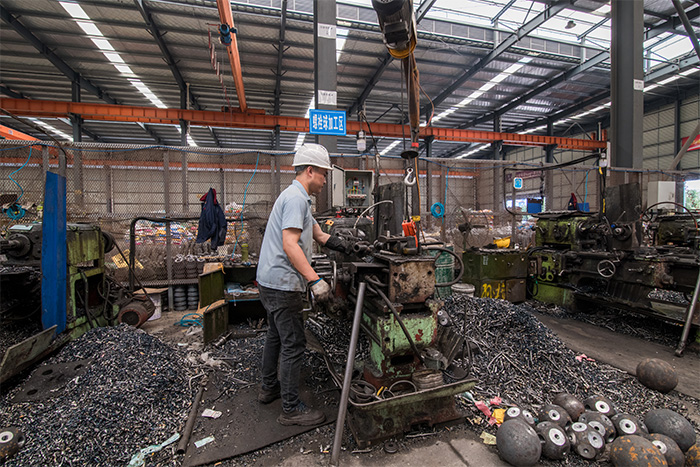 庄河网架配件-螺栓球加工车间